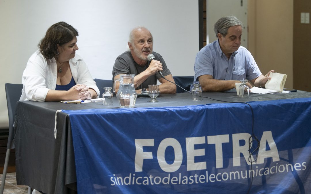 Charla sobre Reforma Laboral