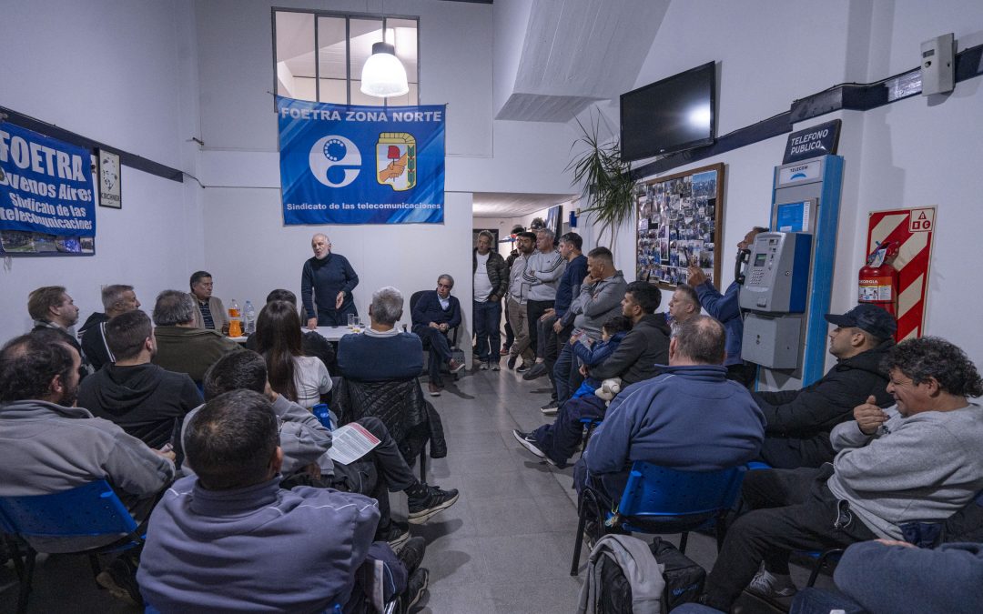 Charla sobre la reforma laboral